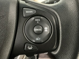 【アダプティブ・クルーズ・コントロール】予め設定した車速内でクルマが自動的に加減速。 前走車との適切な車間距離を維持しながら追従走行し、高速道路でのドライバーの疲労を軽減してくれる嬉しい機能付♪