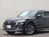●Audiが最初に採用したLEDポジショニングランプ。シャープなラインで昼間でも点けていたいと思うほど上品でオシャレです。夜間走行時はさらに目立ちます!