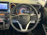 【純正革巻きステアリング】上質な革を使用することで、手にしっかり馴染みとても運転しやすいハンドルです♪