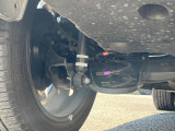 お車を安心してお乗りいただく為には、足回りの定期点検が欠かせません。サービスサポート(有償保証)では無料点検もご提供しており、安心のカーライフをお過ごしいただけるサポート体制が整っています。