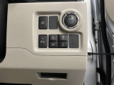 運転席周辺にある各種スイッチ画像です。