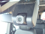 ◆【ドライブレコーダー】映像・音声などを記録する自動車用の装置です。もしもの事故の際の記録はもちろん、旅行の際の思い出としてドライブの映像を楽しむことができます。