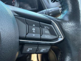 ハンドルを握ったまま、指先ひとつで多彩な操作が可能です。Various functions are controlled by your fingertips.
