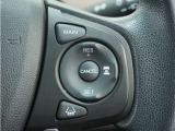 ◆アダプティブクルーズコントロール◆予め設定した車速内でクルマが自動的に加減速。前走車との適切な車間距離を維持しながら追従走行します。【LKAS】車線維持支援システムでステアリング操作を支援。