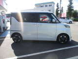 万が一のトラブルにも、全国の3000ケ所の日産サービス工場で修理可能!!年間走行距離無制限、バッテリーも保証対象です!