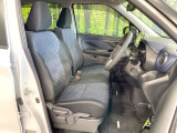 運転席シート廻りは使用感も少なく、良好な状態となっています。丁寧に使われていたことがよくわかりますね。