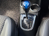 【 シフト 】スムーズなシフトチェンジで快適にお車を操縦していただけます!//