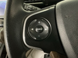 ステアリングリモコンは、運転中でも簡単に音量調整やチャンネル変更もできます!わき見運転防止にもつながるので安心です♪