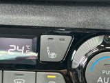 運転席・助手席シートヒーターがついています。