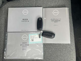 取り扱い説明書とスペアキーは揃っています。