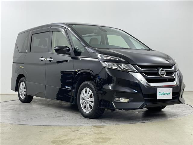 セレナ 2.0 ハイウェイスター 4WD 修復歴無し