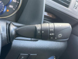 【オートライト(AUTO)】外の明るさをシステムが感知して、自動でヘッドライトが点灯します。ヘッドライトをつけ忘れを防ぐ便利機能です。