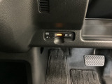 指定工場併設で末永く品質を保ちます。12ヶ月点検や車検はもちろんのこと、国家資格整備士によるお車のアドバイスも致します。