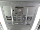 電動スライドドアのスイッチで車内からもスライドドアの開閉ができます。イージークローザー機能で半ドアになることも防止してくれます。