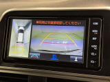 バックモニター付なので後退時に後方が見えるので安心。 車は構造上、死角がたくさんなので万が一を考えると必須ですね。 あくまで補助の為の装備、バックは目視で確認する事が重要ですよ。