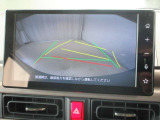 バックでの車庫入れは「バックモニター」がサポートいたします。