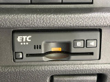 【ETC】高速道路の料金所をストレスなく通過!話題のスポットやサービスエリアに多い「スマートIC」利用時は必須のアイテムです。当店でセットアップを実施、ご納車当日からすぐにご利用いただけます!