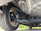 お車を安心してお乗りいただく為には、足回りの定期点検が欠かせません。サービスサポート(有償保証)では無料点検もご提供しており、安心のカーライフをお過ごしいただけるサポート体制が整っています。