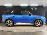☆MINIの車の始まりは大人四人がギリギリ乗れるコンパクトな車です!!今となっては3ナンバーですが、もともとは5ナンバーの車でした!!