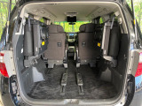 【パワーバックドア】スマートキーや運転席のボタンを押すだけでリアゲートが自動で開閉します!荷物を持っている時や、高い位置にあるバックドアを閉める際に便利な機能です♪