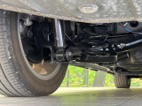お車を安心してお乗りいただく為には、足回りの定期点検が欠かせません。サービスサポート(有償保証)では無料点検もご提供しており、安心のカーライフをお過ごしいただけるサポート体制が整っています。