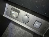 シガーソケット用の充電器が使用可能です!
