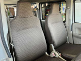運転席シート廻りは使用感も少なく、良好な状態です!
