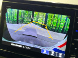 【バックカメラ】駐車時に後方がリアルタイム映像で確認できます。大型商業施設や立体駐車場での駐車時や、夜間のバック時に大活躍!運転スキルに関わらず、今や必須となった装備のひとつです!