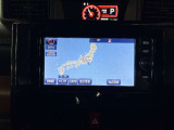 ディスプレイオーディオやカーナビは、現代のドライブにおいて欠かせない装備のひとつです。初めての場所でも迷いにくく、快適なルート案内で運転をサポートします。移動中のエンターテインメント性も高まります。