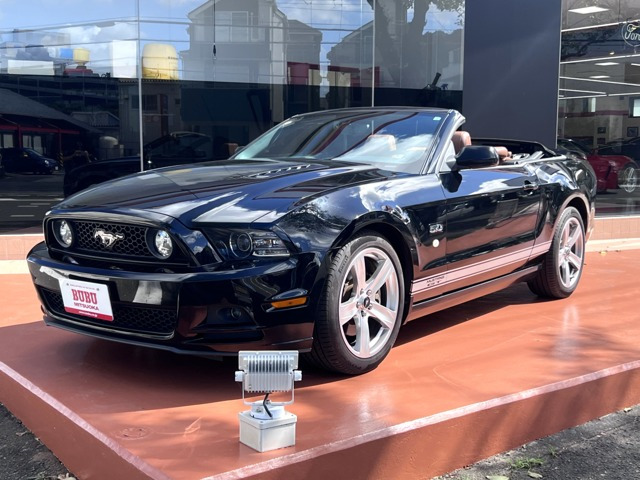 マスタングコンバーチブル V8 GT プレミアム