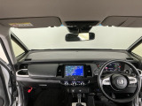【前方視界】開放的な前方視界!運転がしやすく疲れにくいです♪窓が大きく、見通しがとっても良いおクルマですよ♪