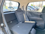 【シートアレンジ】荷物や乗車人数に合わせてシートを調整でき、幅広いシーンに対応できます。
