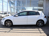 初年度登録より10年10万km以内のフォルクスワーゲン正規輸入車のみをお届けします。 *:PHEVおよびトゥアレグハイブリットは7年6か月以内