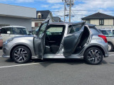 大きく開くドアで乗り降りらくらく☆
