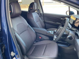 運転席・助手席の方が座るシートです。実際お座りいただくのが、分かりやすいと思います。お気軽にご来店ください