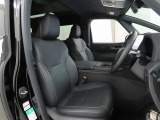 長時間の運転でも疲れにくいシートです。