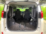普段のお買い物や通勤、送迎等に十分な荷室スペースを確保しております。セカンドシートを倒すと、大きな荷物の積載も可能です♪