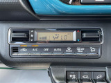 【エアコン】『エアコン装備』の画像になります。暑い夏でも寒い冬でも、車内に快適な空気を届けるので、いつでも快適な車内空間を創り上げます!
