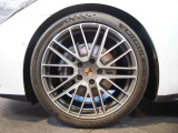 21インチ 911 Turbo Design ホイール
