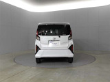 中古車の内外装の状態などをひと目で分かるよう、プロの検査員が実施した「車両検査証明書」をご用意しています。