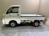お求めやすいい価格帯のお車ですが状態重視で仕入れを社長自ら行っております。