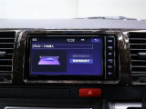 ナビ連動ETC車載器付きです。高速道路の料金所もスムーズに通過できます。