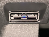 ビルトインタイプの【ETC】で見た目もスッキリ。高速道路の利用にとても便利です。