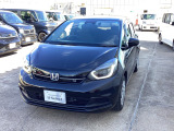 ワンオーナー車のフィットハイブリッド HOMEが入庫です。納車後から半年ごとの点検とオイル交換を実施車両です。