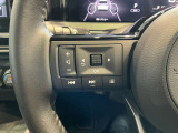 手元でナビの音量調整等が出来るのでナビの操作によるわき見運転を防止することが出来ます。
