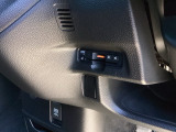 ビルトインタイプの【ETC】で見た目もスッキリ。高速道路の利用にとても便利です。