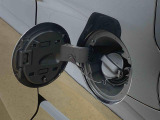 WEB掲載時にはお車に付いている装備と、様々な写真をたくさん載せるように心がけております。1台1台特徴をとらえたキャッチコメントを掲載しています。
