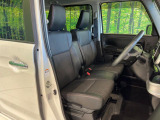 運転席シート廻りは使用感も少なく、良好な状態となっています。丁寧に使われていたことがよくわかりますね。