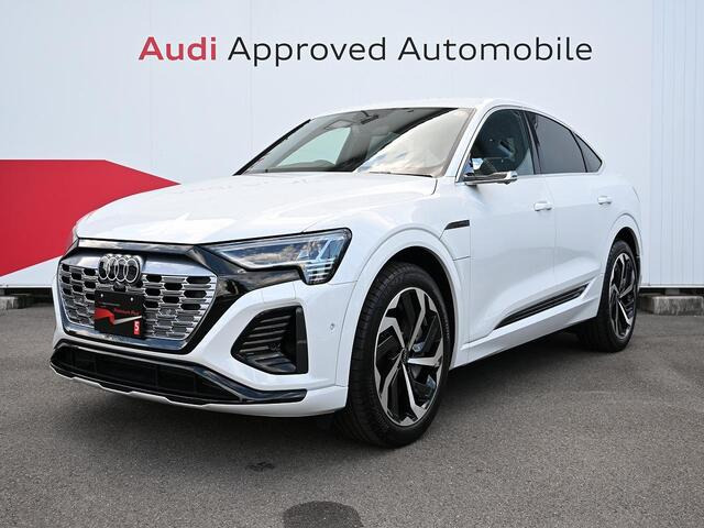 アウディ Q8スポーツバック e-tron 