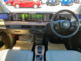 左右に視界が広く、隅々まで見渡すことができるので、とても運転がしやすいです!